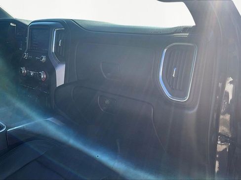 Used 2020 GMC Sierra 2500 SLT w/ SLT Convenience Package image 17