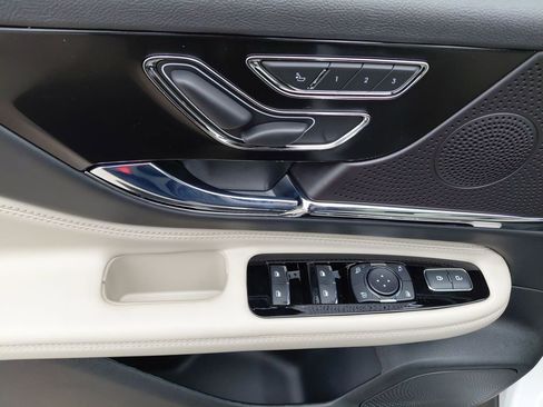 New 2026 Lincoln Corsair Grand Touring image 12