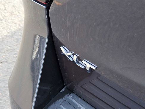 Used 2023 Ford Expedition Max XLT image 17