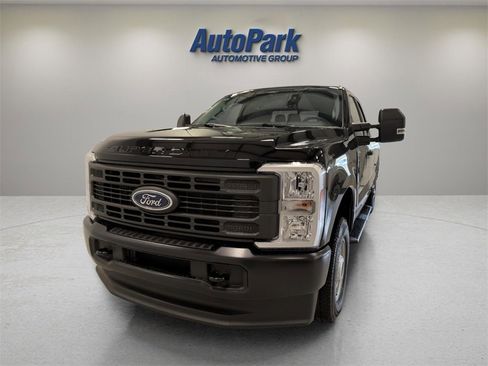 New 2026 Ford F250 XL image 3