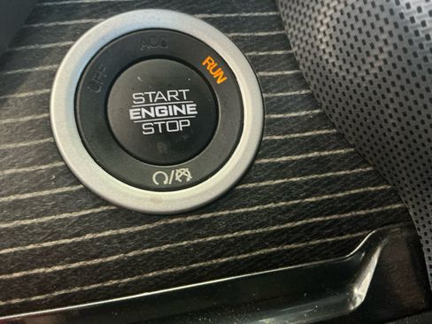 Used 2021 RAM 1500 Limited AWD/4WD image 28