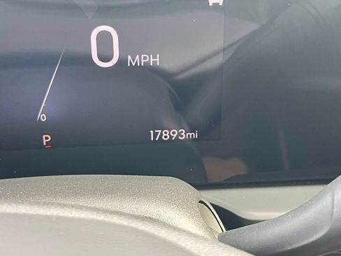 Used 2025 Buick Envista Preferred FWD image 39