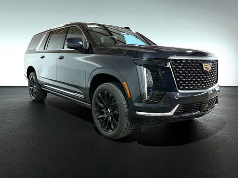 New 2026 Cadillac Escalade ESV Luxury w/ Touring Package image 20