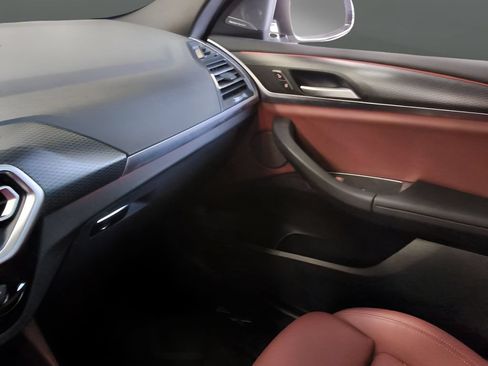 Used 2023 BMW X4 xDrive30i w/ M Sport Package AWD/4WD image 19