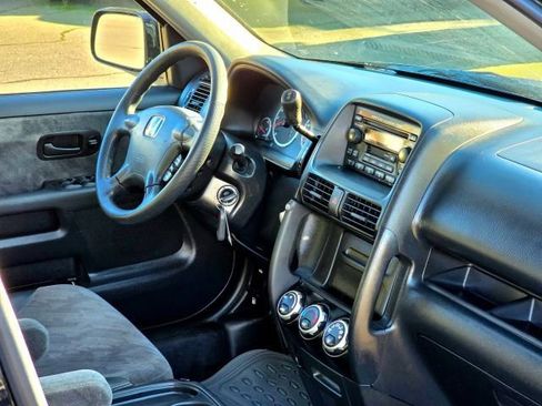 Used 2004 Honda CR-V EX image 17