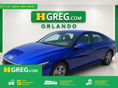 Used 2025 Hyundai Elantra SE w/ Cargo Package