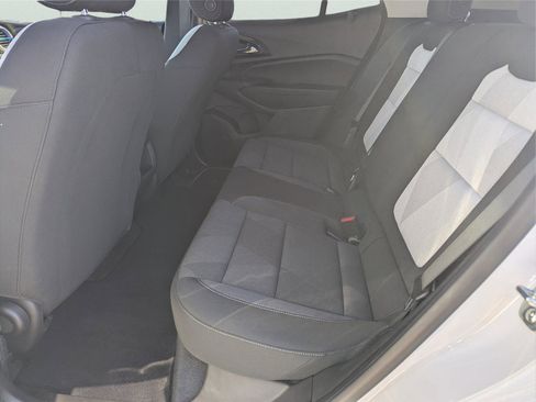 Used 2025 Chevrolet Trax LS w/ LS Convenience Package image 13