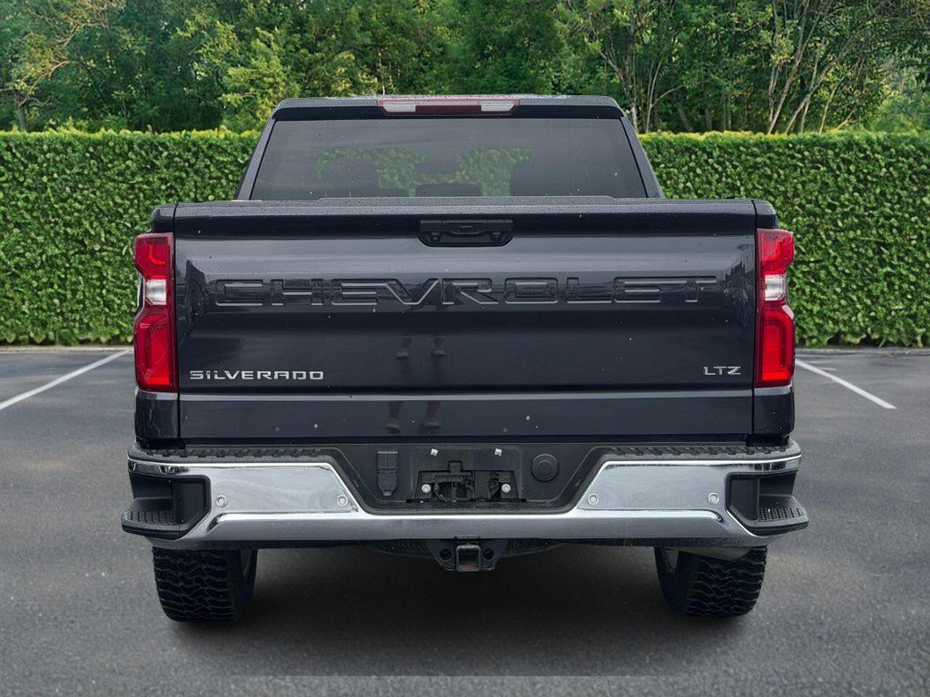 Used 2023 Chevrolet Silverado 1500 LTZ AWD/4WD image 5
