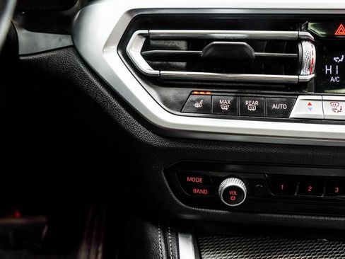 Used 2023 BMW M440i Coupe w/ Premium Package image 24