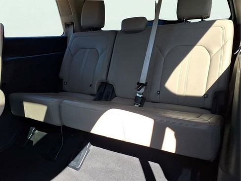 Used 2024 Ford Expedition Limited AWD/4WD image 24