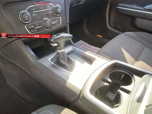 Used 2022 Dodge Charger SXT image 17