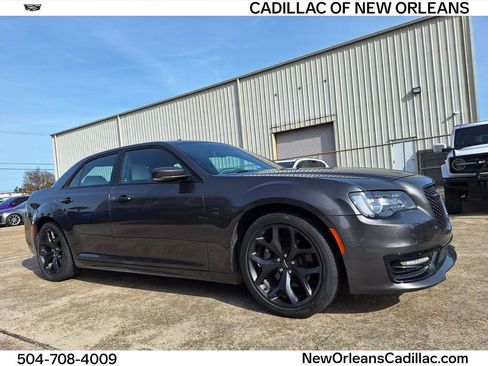 Used 2021 Chrysler 300 S w/ S Model Appearance Package image 1