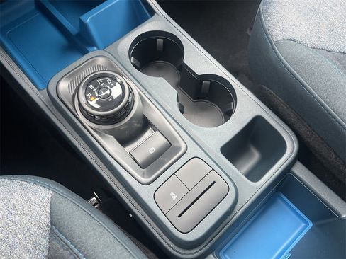 New 2026 Ford Maverick XLT image 8