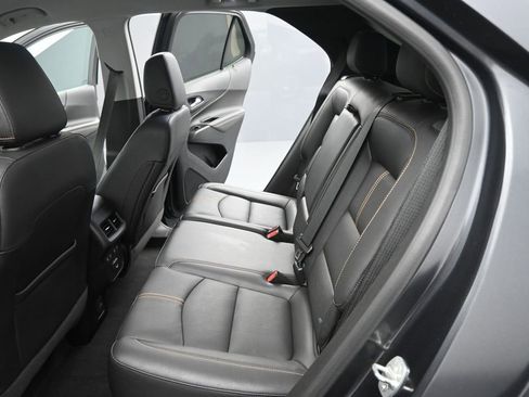 Used 2022 Chevrolet Equinox Premier FWD image 16