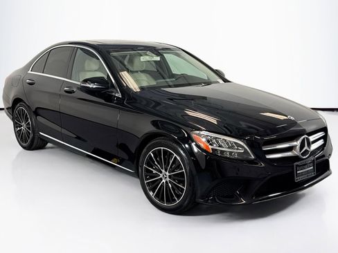 Used 2020 Mercedes-Benz C 300 Sedan image 3