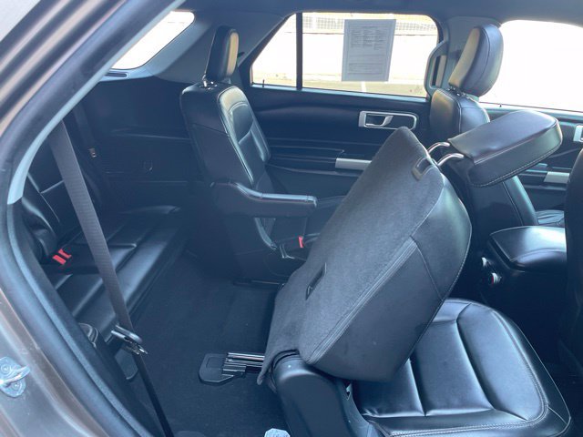 Used 2021 Ford Explorer XLT w/ Equipment Group 202A RWD image 58