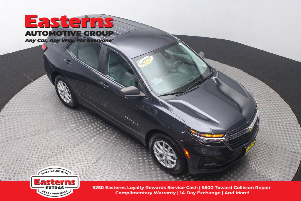 Used 2022 Chevrolet Equinox LS AWD/4WD image 4