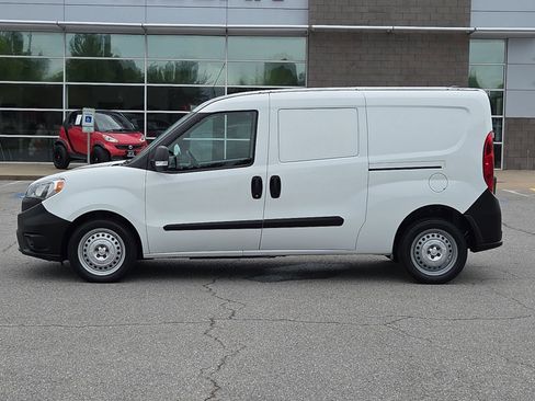 Used 2018 RAM ProMaster City Tradesman FWD image 3