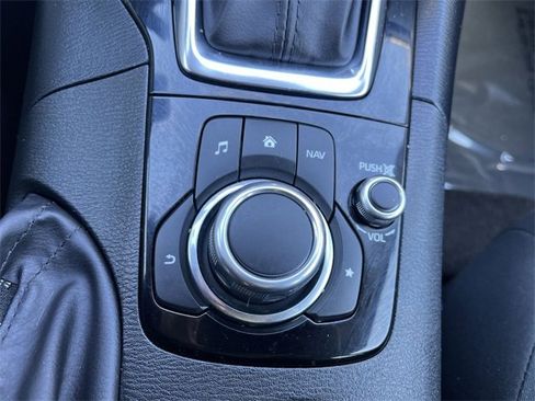 Used 2015 MAZDA MAZDA3 i Sport image 20