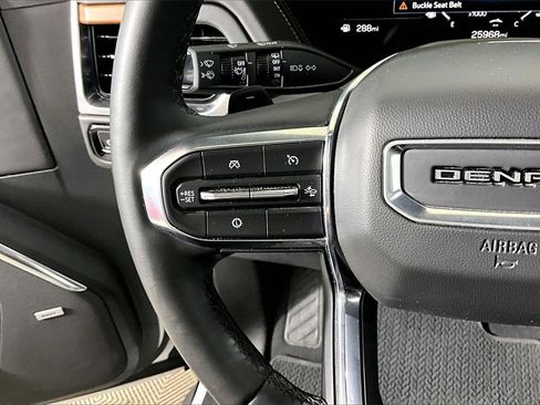 Used 2025 GMC Yukon XL Denali image 14