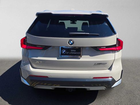Used 2026 BMW X1 xDrive28i w/ Technology Package AWD/4WD image 4