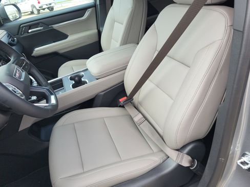 New 2026 GMC Acadia Elevation w/ Elevation Premium Package image 16