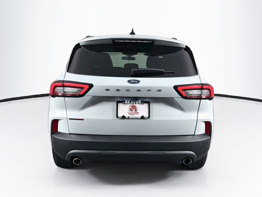Used 2025 Ford Escape ST-Line FWD image 8