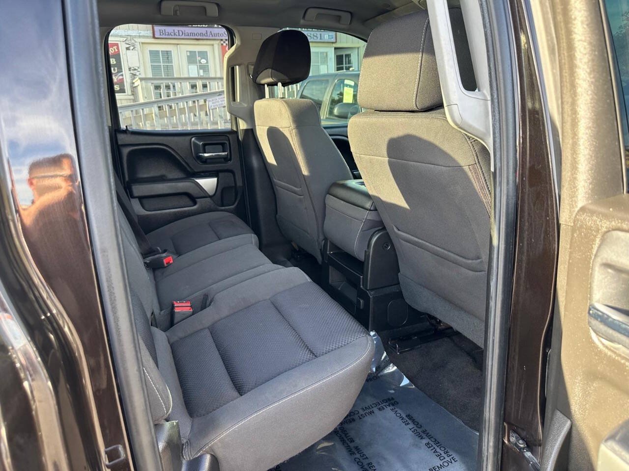Used 2018 Chevrolet Silverado 1500 LT AWD/4WD image 16