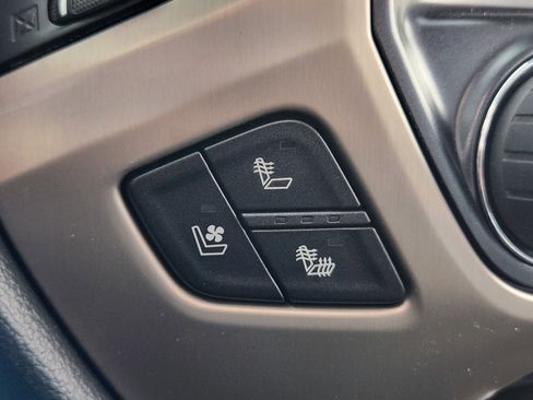 Used 2016 GMC Sierra 3500 Denali w/ Duramax Plus Package image 26