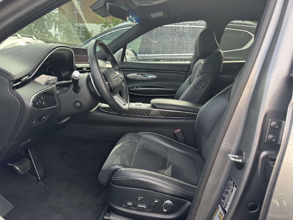 Certified 2022 Genesis GV70 3.5T Sport w/ Sport Prestige Package AWD/4WD image 13