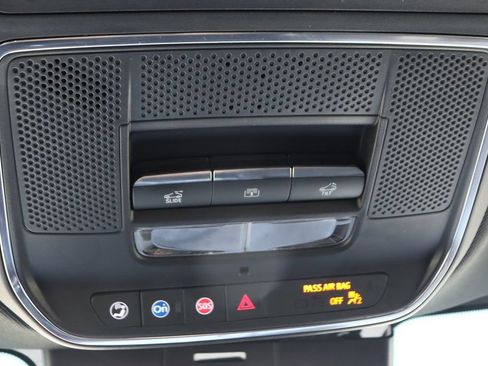 Used 2026 Chevrolet Traverse RS w/ LPO, Floor Liner Package FWD image 31