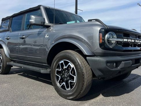 Used 2021 Ford Bronco Outer Banks image 10