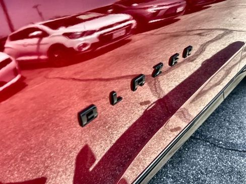 New 2025 Chevrolet Equinox LT w/ Safety and Technology Package image 89