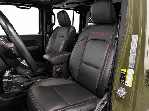 Used 2021 Jeep Wrangler Unlimited Rubicon AWD/4WD image 8