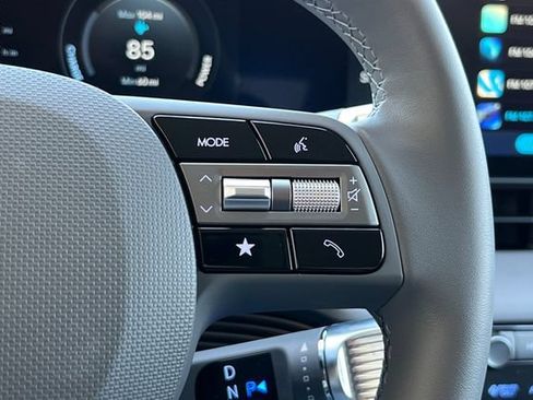 Certified 2026 Hyundai Ioniq 5 SEL RWD image 31