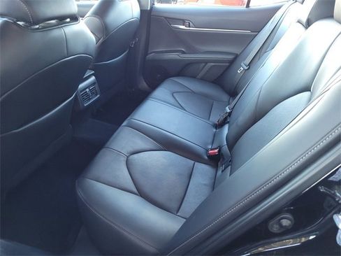 Used 2023 Toyota Camry XSE image 18