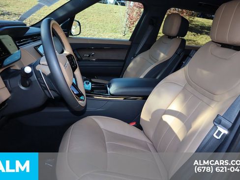 Used 2023 Land Rover Range Rover Sport SE Dynamic image 11