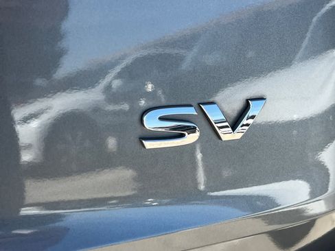Used 2021 Nissan Rogue SV FWD image 13