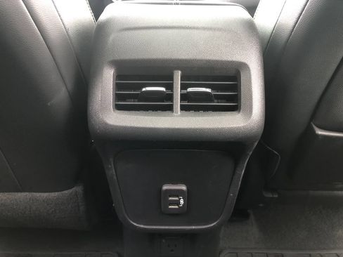 Used 2022 GMC Terrain AT4 AWD/4WD image 26