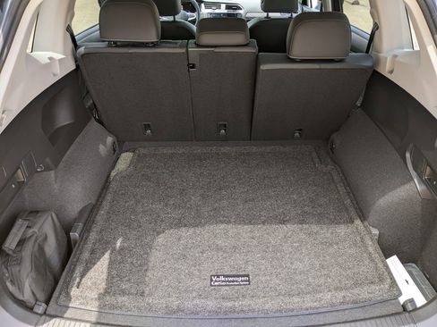 Certified 2023 Volkswagen Tiguan SE AWD/4WD image 26