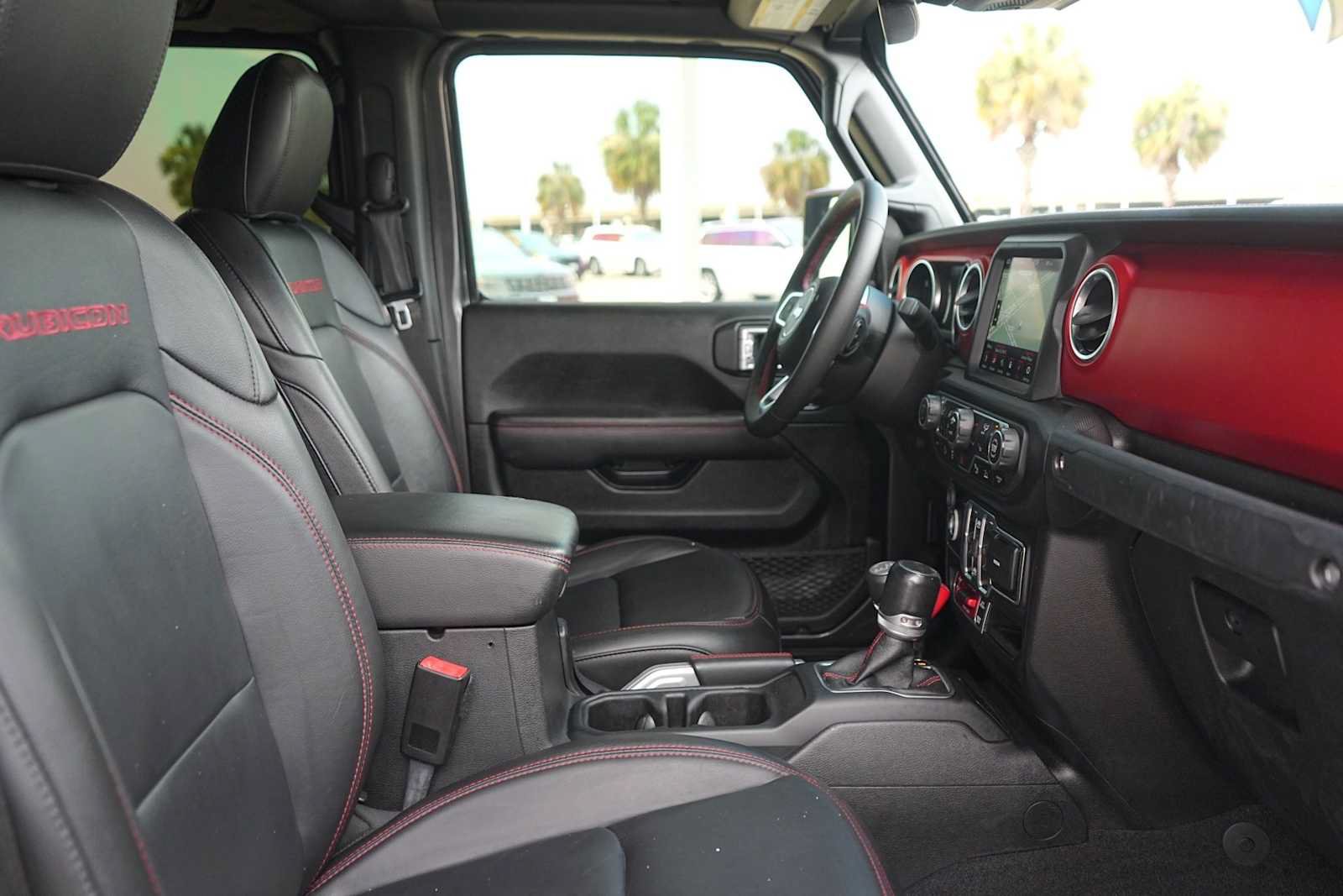 Used 2021 Jeep Gladiator Rubicon AWD/4WD image 15