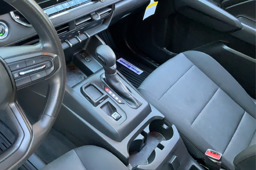 Used 2023 Chevrolet Colorado W/T RWD image 22