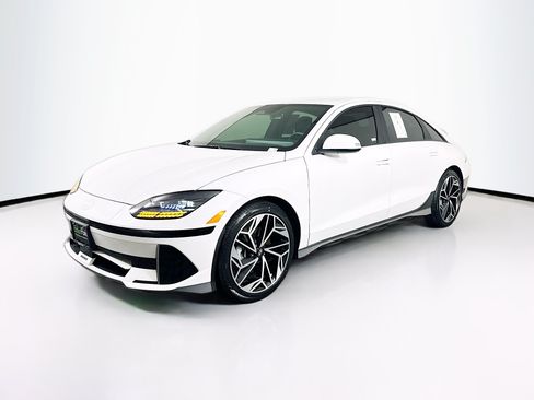 Used 2024 Hyundai Ioniq 6 SEL RWD image 3