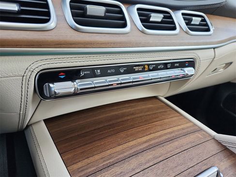 Used 2023 Mercedes-Benz GLE 350 4MATIC image 17