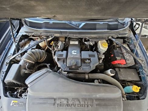 Used 2019 RAM 2500 Laramie AWD/4WD image 19