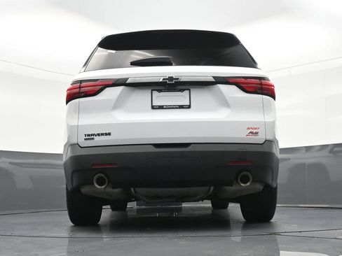 Used 2024 Chevrolet Traverse RS FWD image 31