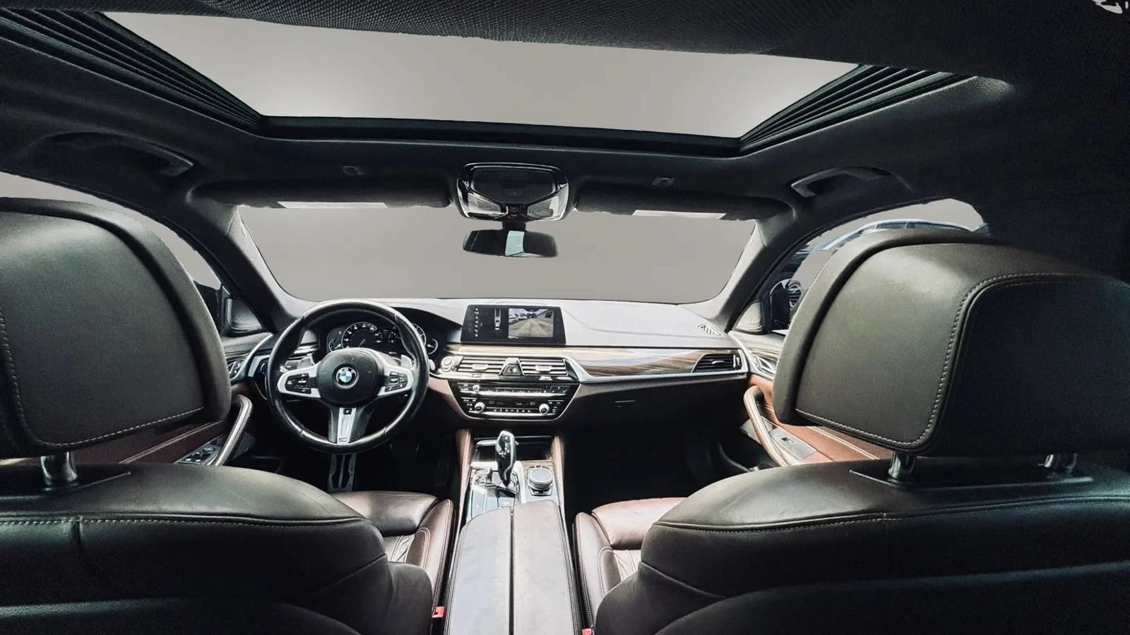 Used 2018 BMW 530i xDrive AWD/4WD image 15