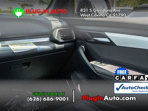 Used 2023 VinFast VF 8 Plus image 17