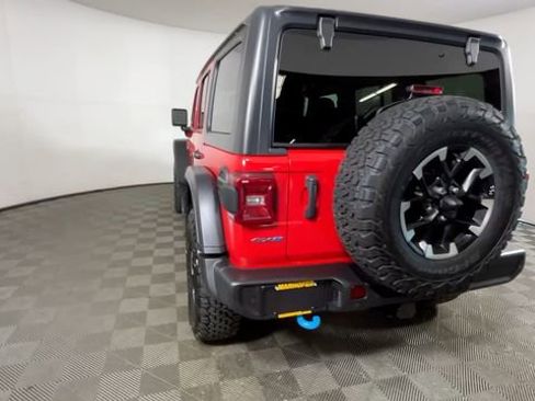 Used 2024 Jeep Wrangler Unlimited Rubicon 4xe w/ Technology Group AWD/4WD image 8