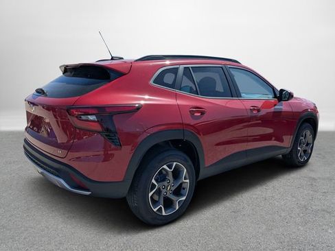 New 2026 Chevrolet Trax LT w/ Driver Confidence Package FWD image 4